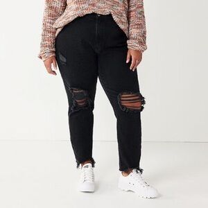 Wrangler Women’s Straight Crop Black Distressed Plus Size Jeans Size 20W NWT